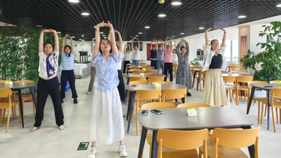 1787622154127019652.jpg 在交流中凝聚力量